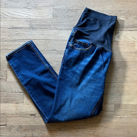 Old Navy Blue Maternity Straight Jeans - Picture 2 of 6
